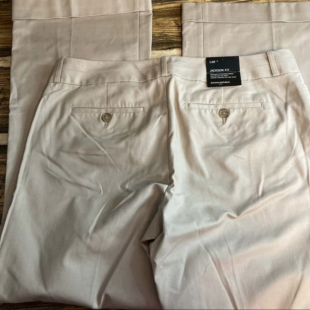 Banana Republic woman’s dress pants tan size 14r